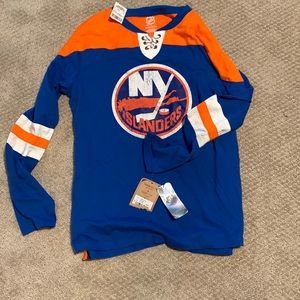 NY Islanders long sleeve tshirt